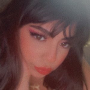 Meet your Posher, Julysa